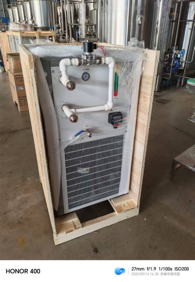 image of 2HP Glycol Chiller with reservoir